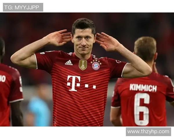 莱万重返安联球场遭拜仁球迷嘘声四起引发忘恩负义争议